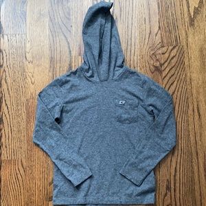 EUC boys gray hooded Vineyard Vines tee